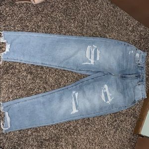 American Eagle Curvy Mom Jeans